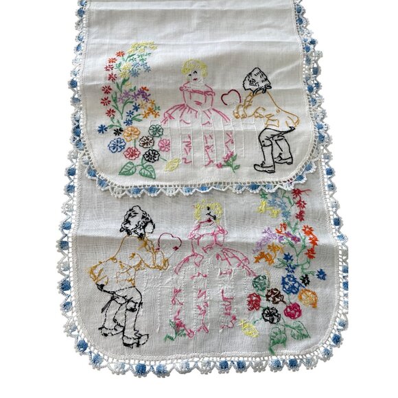 Vintage Hand Embroidered Table Runner Floral Romantic Couple Design White Multi - Picture 1 of 6